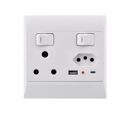 Electricmate PVC 4X4 16Amp 1x3Pin Euro + 2.1Amp Usb Plug